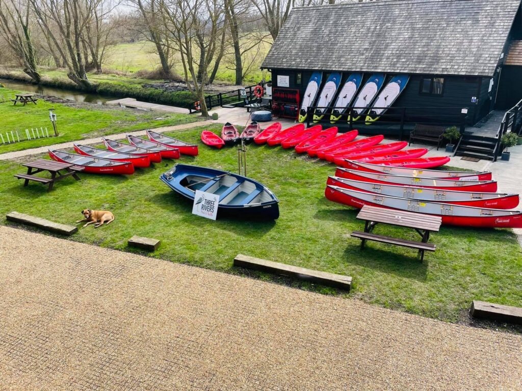 three rivers pitch and paddle boat hire river Waveney